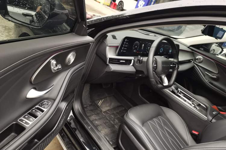 Used Chery Arrizo 8 2022 1.6T DCT Elite
