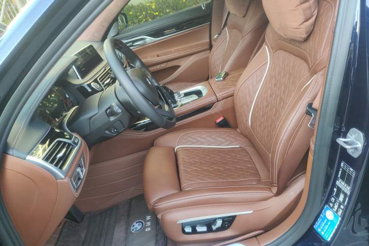 Used BMW 7 Series 2022 740Li xDrive Executive Luxury Package
