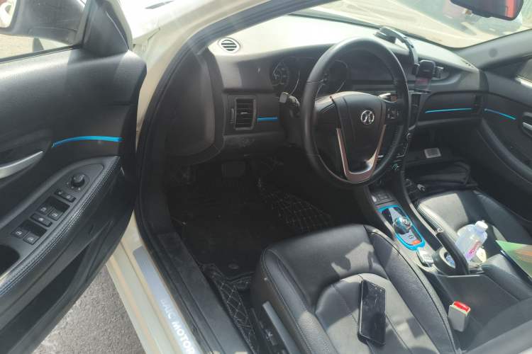 Used BAIC New Energy EU 2017 EU260 Enjoy Edition Driver Seat