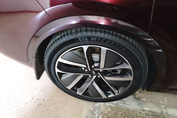 Used Li Auto L9 2022 Max model