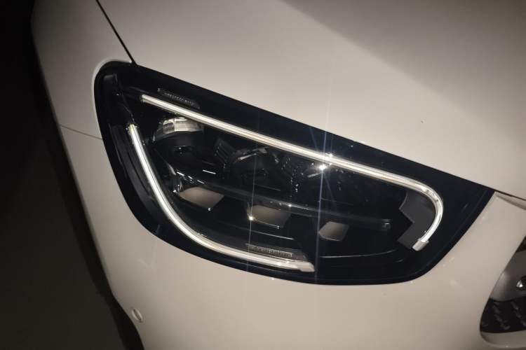 Used Mercedes-Benz GLC 2020 GLC 260 L 4MATIC Luxury Model Right Front Headlight