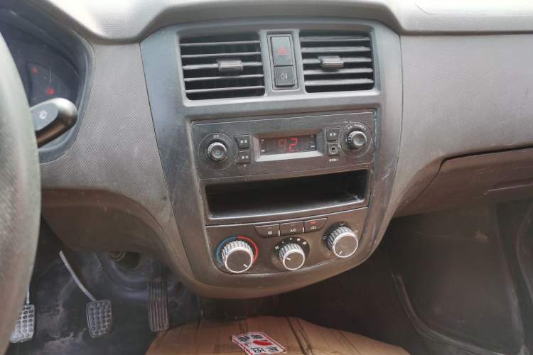 Used Wuling Rongguang S 2021 1.2L Base Model Window-Sealed 2-Seat LSI Car
