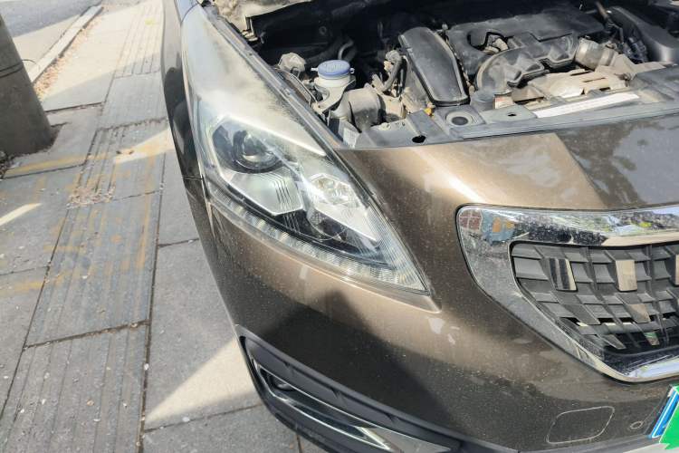 Used Peugeot 3008 2016 1.6THP Automatic Prestige Edition Right Front Headlight