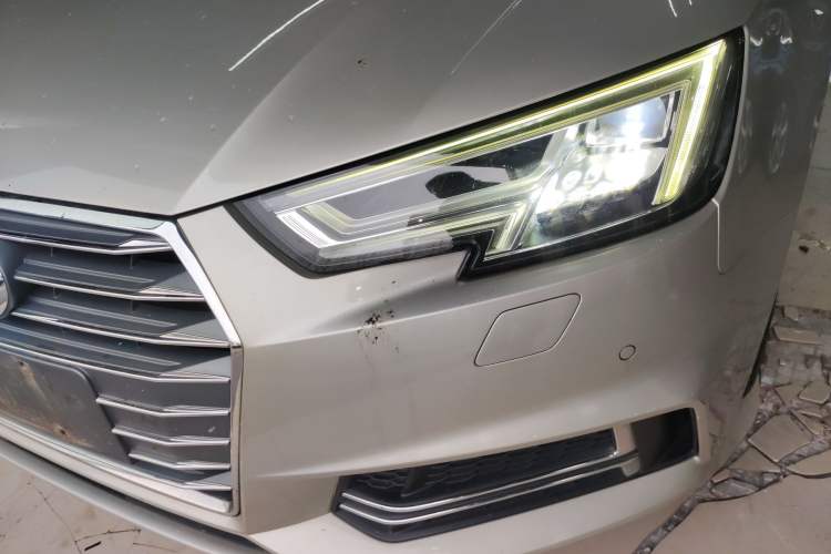 Used Audi A4L 2018 30th Anniversary Edition 40 TFSI Fashion Model