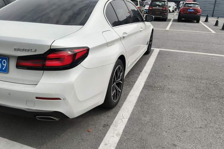 Used BMW 5 Series 2022 Restyled 525Li Luxury Package
