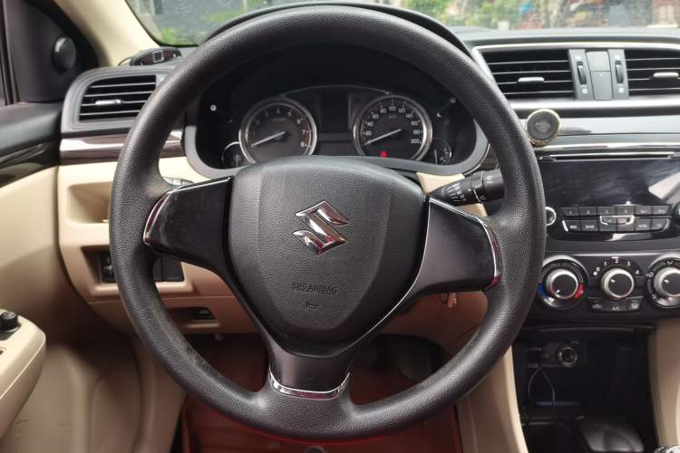 Used Suzuki Alivio 2015 1.6L Manual Comfort Model Steering Wheel