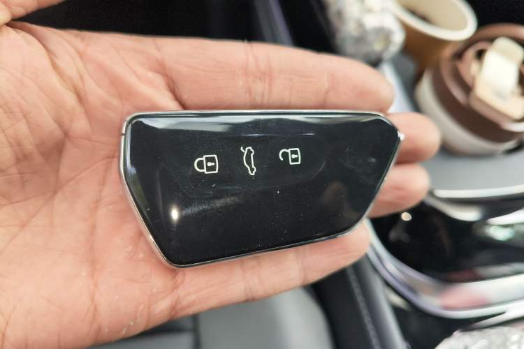 Used Volkswagen ID.4 CROZZ 2021 Long-Range PRO Two-Wheel Drive Version Vehicle Key