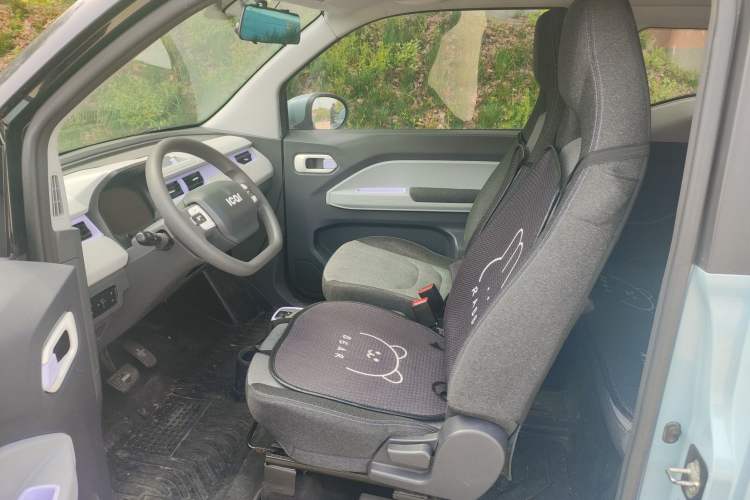 Used Chery QQ Ice Cream 2022 170km Sundae Phosphate Lithium-Ion Left Front Seat