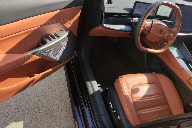 Used Dongfeng eπ eπ007 2024 200Pro Range-Extended Version
