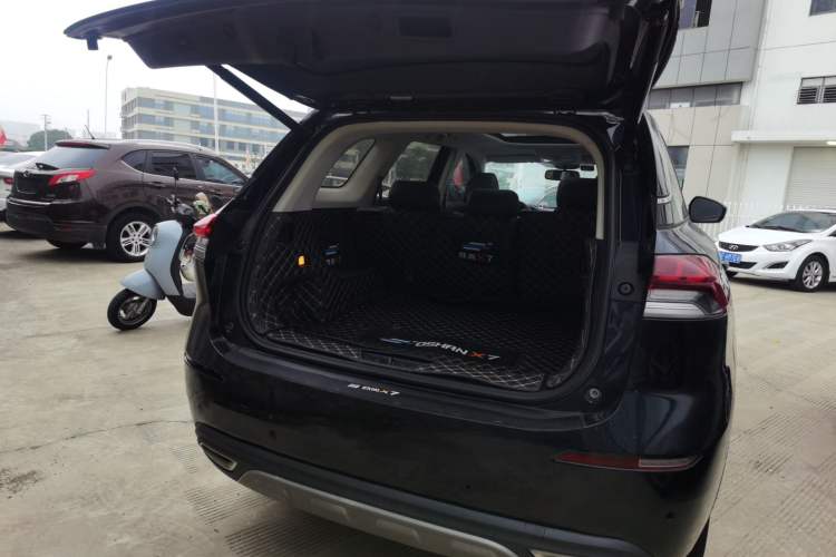 Used CHANGAN OSHAN X7 2020 1.5T Automatic Parking with Facial Recognition – Spacey & Carefree Edition
