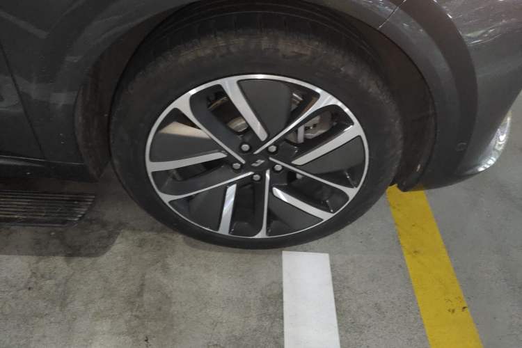 Used Li Auto L6 2024 Pro Model
