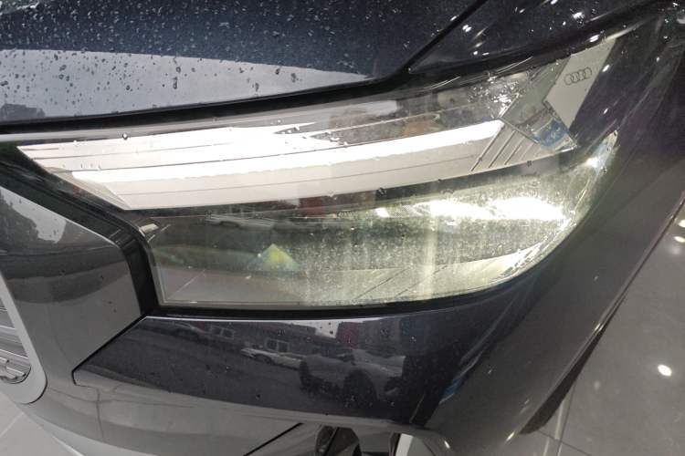 Used Audi Q4 e-tron 2024 40 e-tron Boundary Edition in Midnight Blue Left Front Headlight