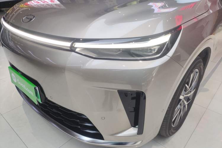 Used GAC Trumpchi S9 2025 Model Qiankun Ultra 6-Seater
