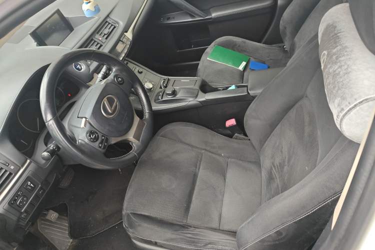 Used Lexus CT 2014 CT200h Comfort Edition Monochrome Left Front Seat