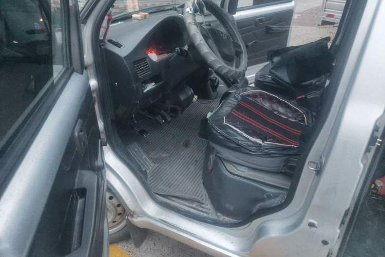 Used Wuling Rongguang 2017 1.5L Extended Basic Version Driver Seat