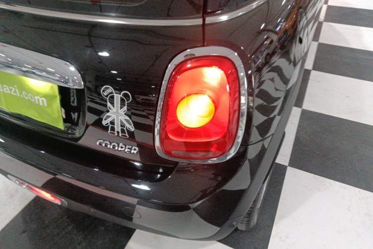 Used MINI 2014 1.5T COOPER Fun Right Rear Taillight