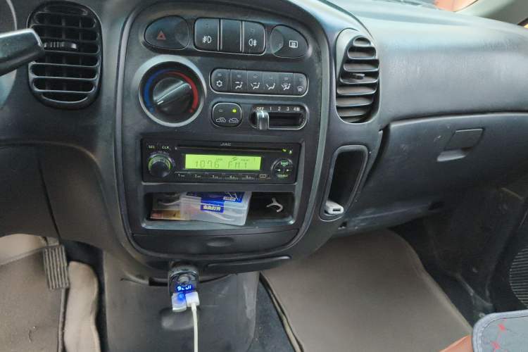 Used JAC Group Refine 2015 1.9T Shuttle Long Wheelbase Standard HFC4DB1-2C Audio And AC Panel