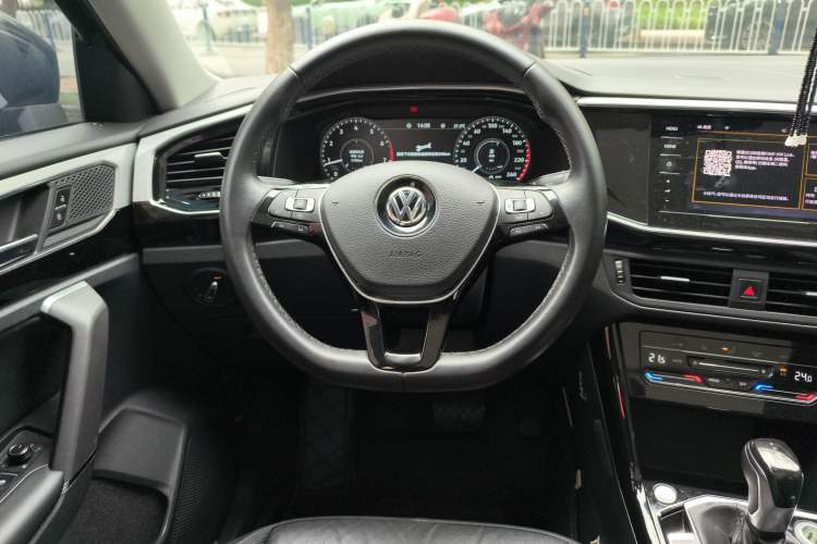 Used Volkswagen Tayron 2020 330TSI Two-Wheel Drive Luxury Smart Connectivity Version Steering Wheel