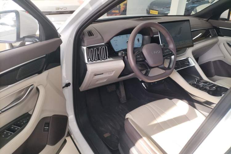 Used BYD Song PLUS New Energy 2025 EV 520km Premium Version