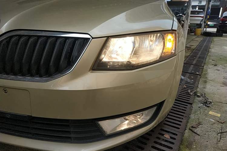 Used Skoda Octavia 2015 1.4TSI DSG Eado Edition