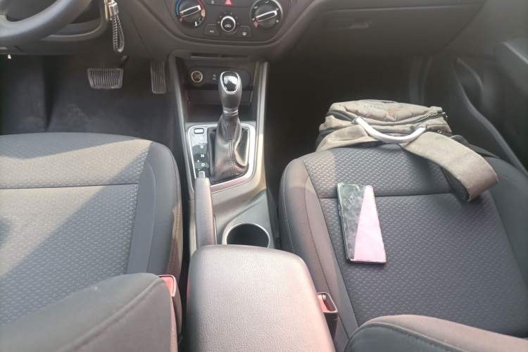 Used Hyundai Verna RV 2017 1.4L Automatic Cool Edition GLS China V Emission Standard