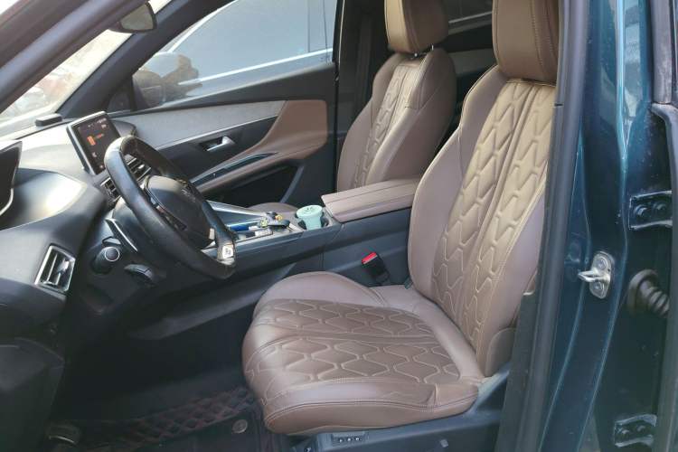 Used Peugeot 5008 2017 380THP 7-Seater Luxury GT Edition