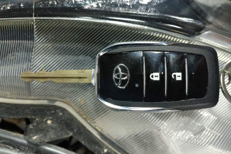 Used Toyota YARiS L Zhi Xuan 2014 1.5G Manual Xuan Dong Edition
