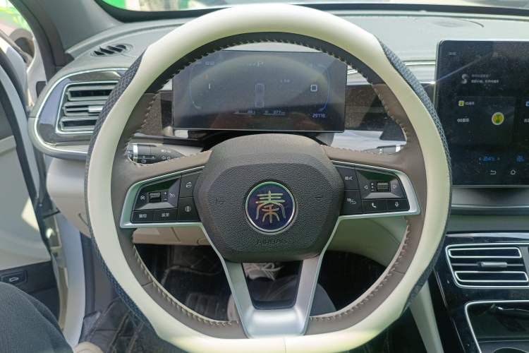 Used BYD Qin PLUS 2023 Champion Edition DM-i 120KM Beyond Model
