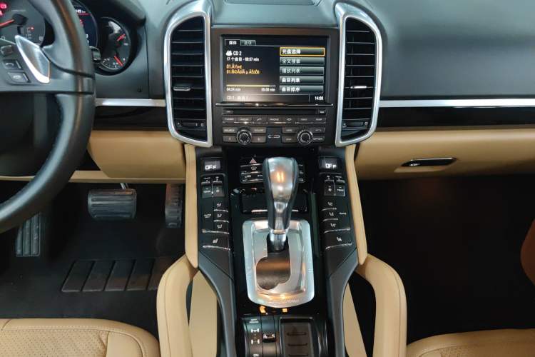 Used Porsche Cayenne 2014 3.6T Automatic Transmission U.S. Specification Audio And AC Panel