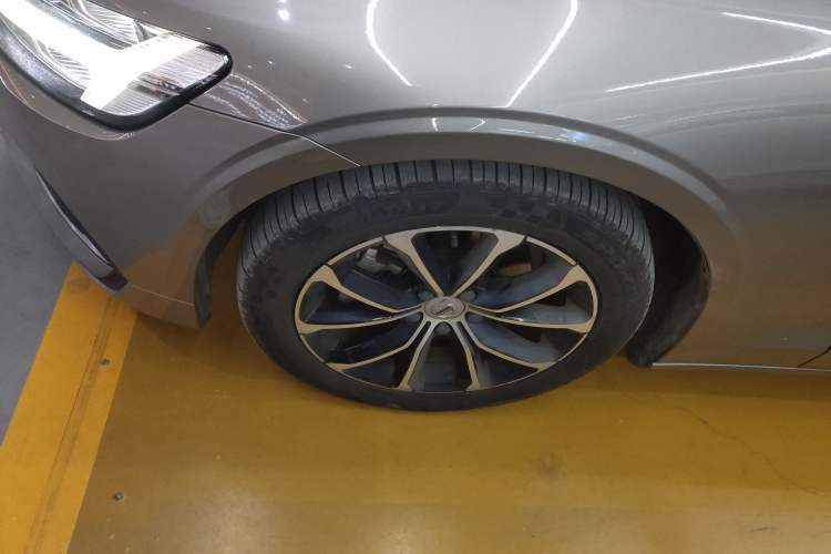 Used Volvo S60 2022 B4 Zhiyi Luxury Edition