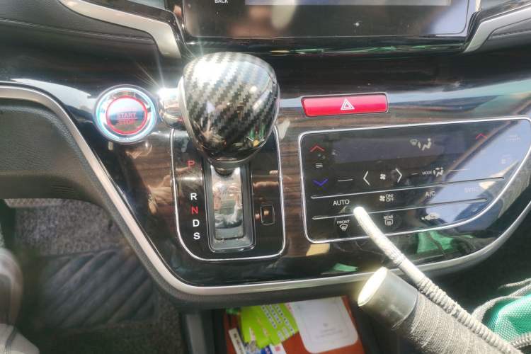 Used Honda Odyssey 2018 2.4L Luxury Edition