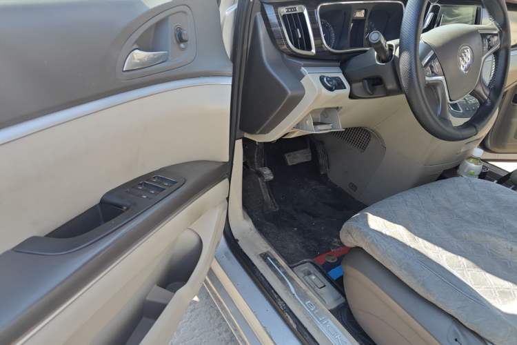 Used Buick GL8 2013 3.0L XT Luxury Business Flagship Edition