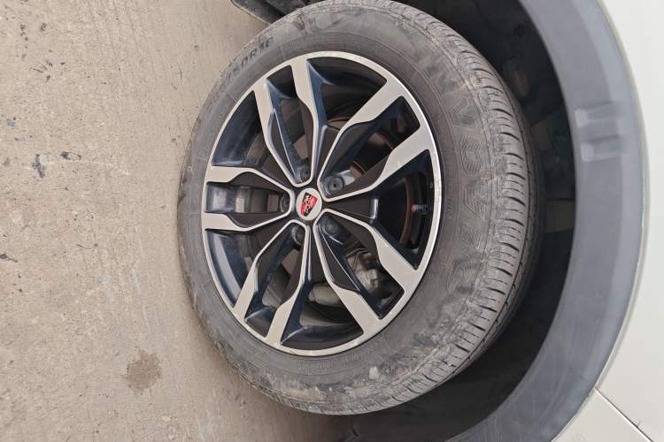 Used Roewe RX5 2016 30T Four-Wheel Drive Automatic Internet Smart Luxury Edition
