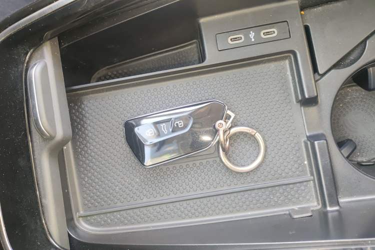 Used Volkswagen ID.6 X 2021 Revised Version Pure+ Long-Range Edition Vehicle Key