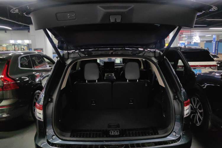 Used Lincoln Aviator 2022 3.0T V6 Four-Wheel Drive Centennial Limited Edition Trunk