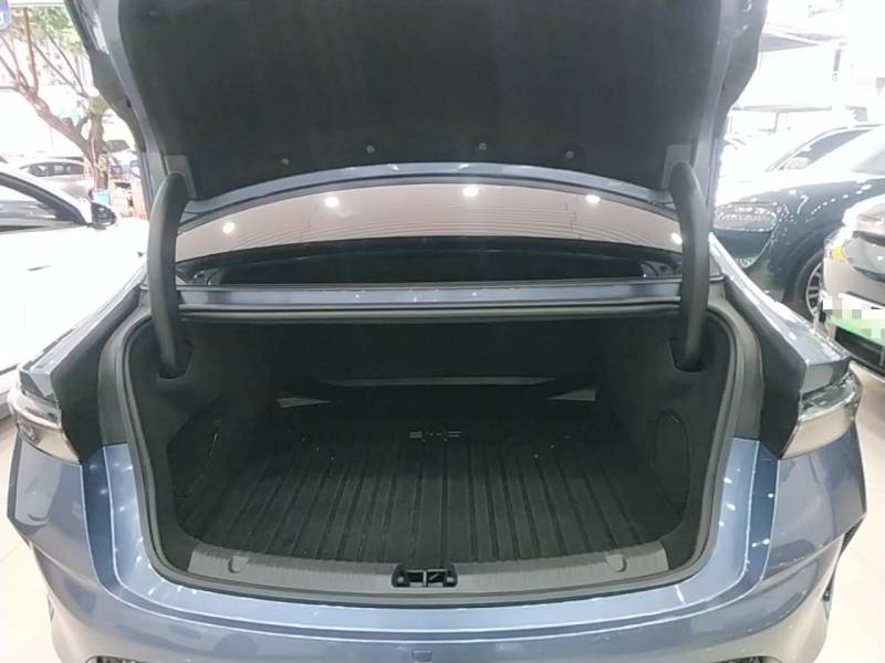 Used BYD Seal 2022 700 km Long-Range Rear-Wheel-Drive Version — 18