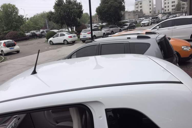 Used Bestune Pony 2026 Model 222km Shining Horse Roof