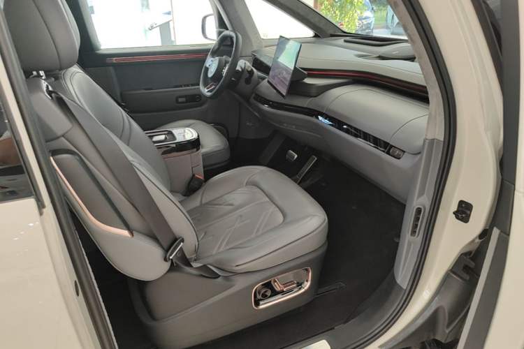 Used Zeekr MIX 2025 Intelligent Driving Version