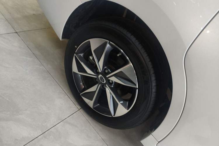 Used GAC Trumpchi M6 2025 Model MAX 270T WDCT Luxury Edition
