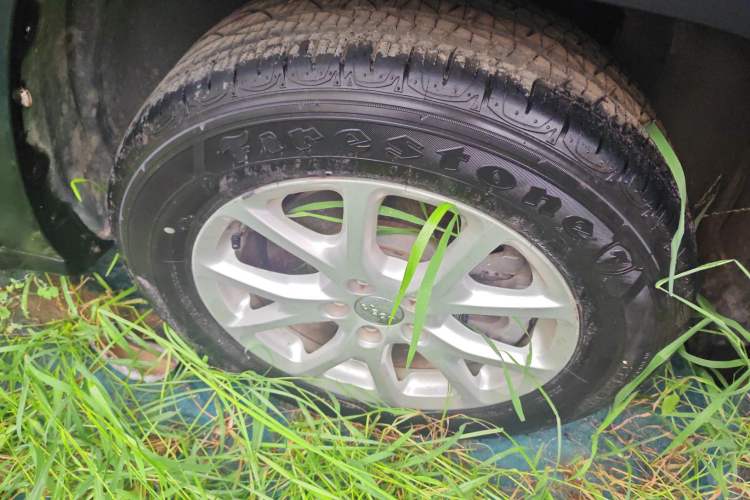 Used Jeep Cherokee 2017 2.4L Leading Smart Edition
