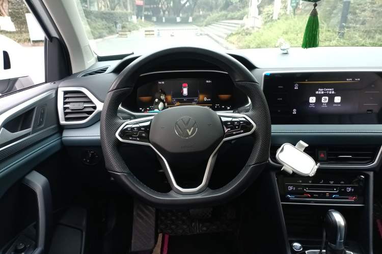 Used Volkswagen Tharu 2023 300TSI Two-Wheel-Drive Moonlight Edition Steering Wheel