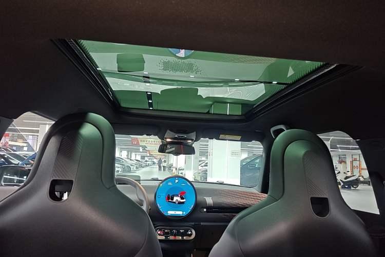 Used MINI Electric MINI COOPER 2024 452km COOPER SE Racing Driver