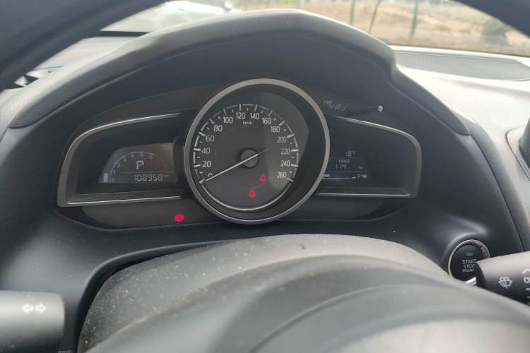 Used Mazda CX-4 2018 2.0L Automatic Two-Wheel Drive Blue Sky Dynamic Version China VI Standard Instrument Cluster