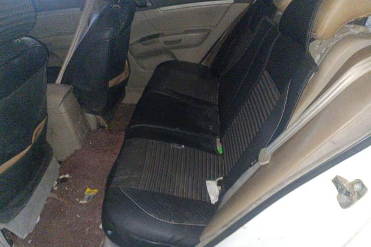 Used Geely Auto Classic Emgrand 2010 Hatchback 1.5L Manual Luxury Model