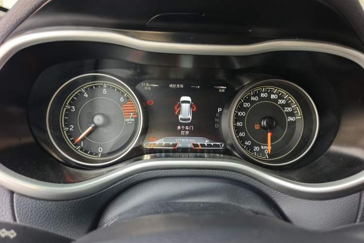 Used Jeep Cherokee 2016 2.4L All-in-One Edition
