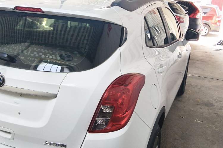 Used Buick Encore 2018 18T Automatic Two-Wheel Drive Urban Leading Model Rear Right 45 Deg