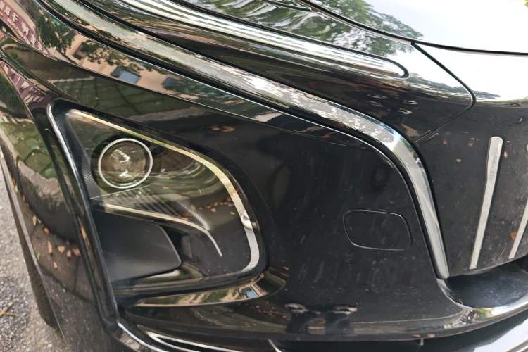 Used Hongqi E-QM5 2021 Online Booking Charging Basic Edition 5 Seats Right Front Headlight