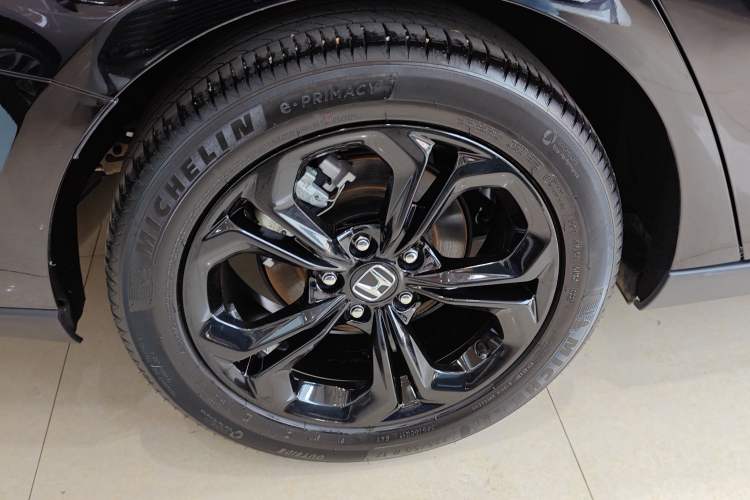 Used Honda Accord 2025 260TURBO Luxury Edition Right Rear Wheel Hub