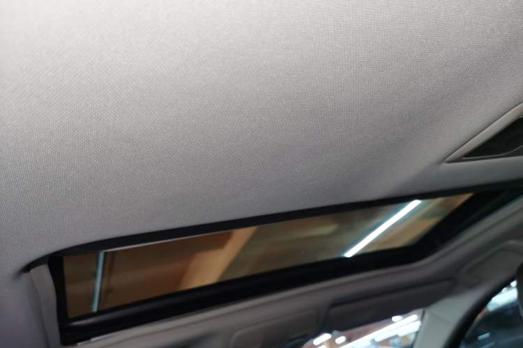 Used Mazda Atenza 2014 2.5L Blue Sky Prestige Edition
