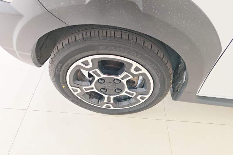 Used Geely Galaxy Panda 2024 200km Panda Rider Left Front Wheel Hub